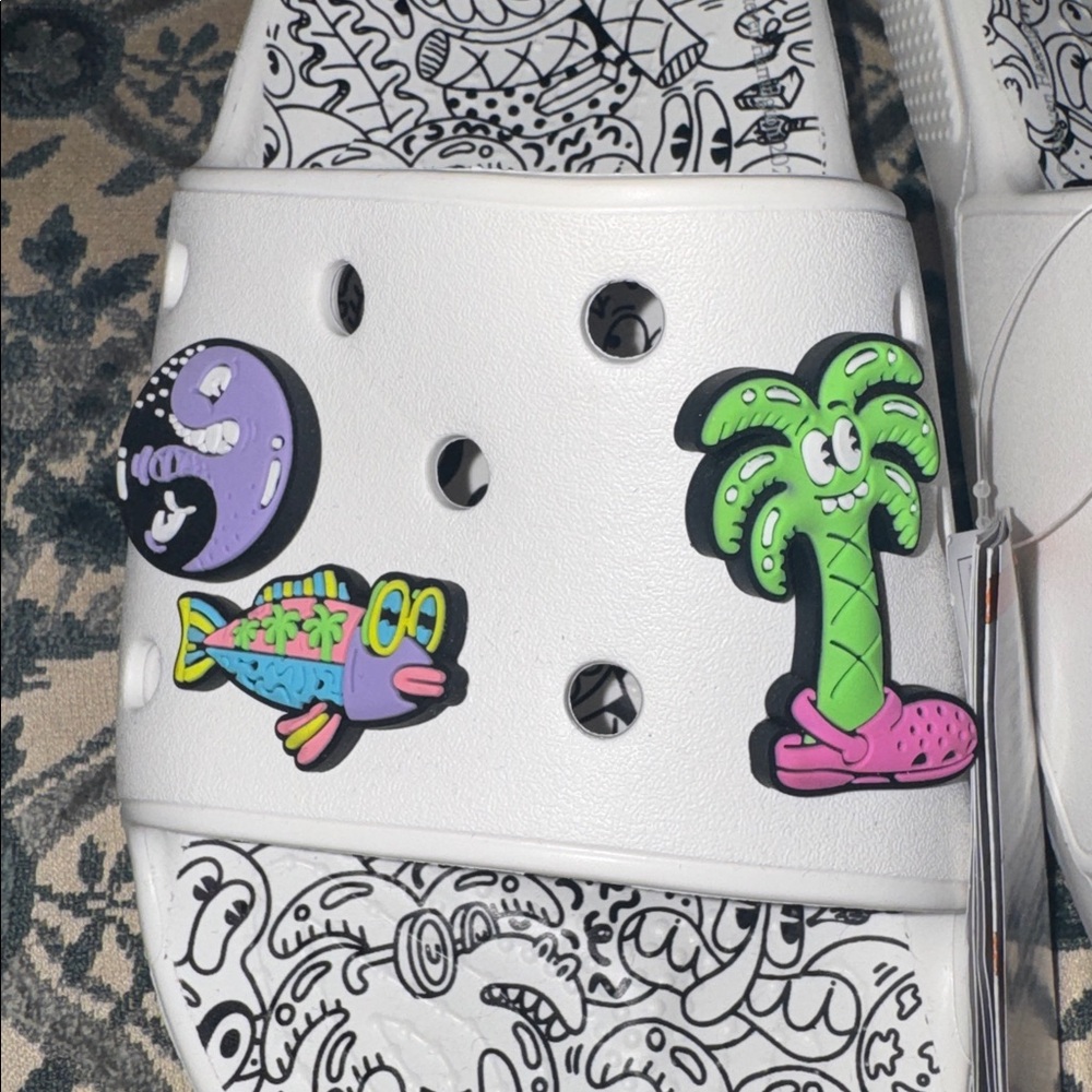 Crocs Steven Harrington Classic Slide Sandals & Original Limited Edition Jibbitz - Picture 7 of 11